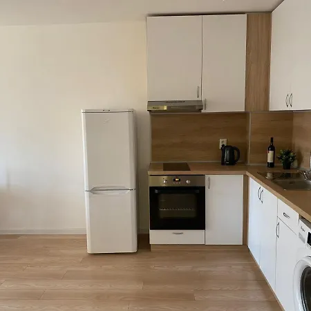 Modern Apartment With Outdoor Swimming Pool Varna